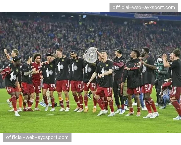 法甲联盟公布2025-26赛季中期财务报表，转播收入同比增长8%