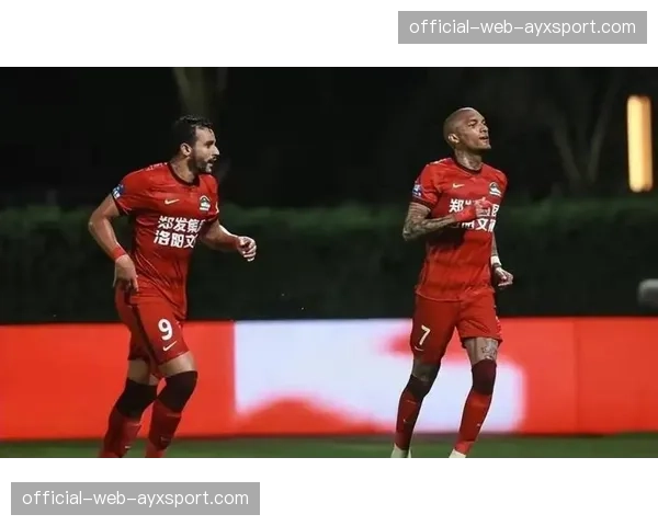 观点:过度依赖数据是否会让足球失去偶然性的魅力?中超的“科技化”辩论 观点:过度依赖数据是否会让足球失去偶然性的魅力?中超的“科技化”辩论